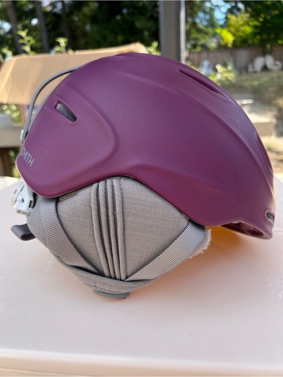 SMITH Accessories - SMITH Women’s Helmet in Matte Grape with Gray Ear Pads, Small 51-55cm